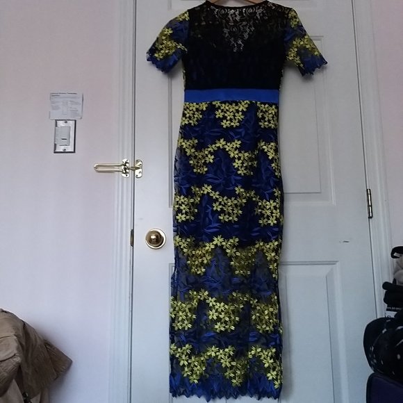 YYFS  BLUE & YELLOWS EMBROIDERY FLOWER DESIGN DRESS SIZE M   NEW - Picture 10 of 10